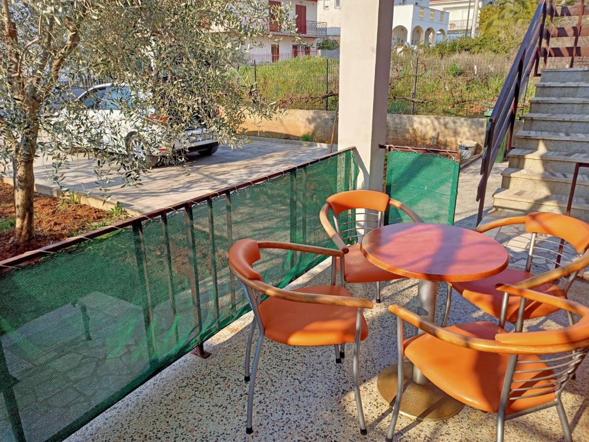 Apartment Tomas,,,Spacious House With Private Parking,Terrace,5G Internet,,,,, Zadar Exterior foto